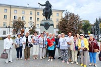 В муниципальном округе Проспект Вернадского для ветеранов провели выездное мероприятие в Тверь